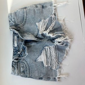 PacSun ripped shorts🌨️🌥️